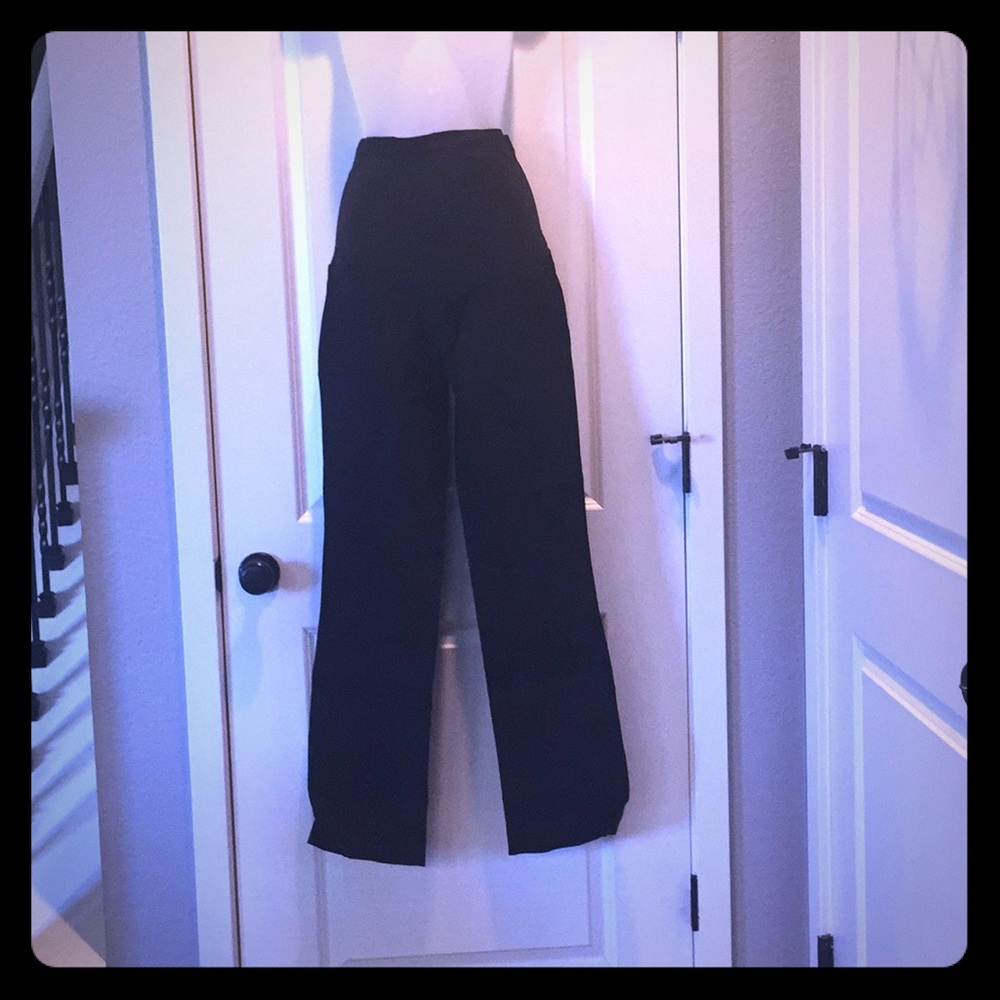 A:glow maternity pants
